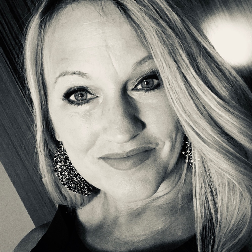 Meet your Posher, Carolyn